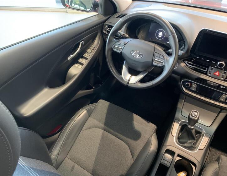 Hyundai i30 20