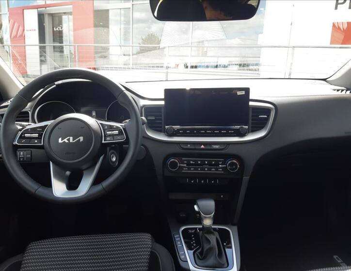 KIA Ceed 10