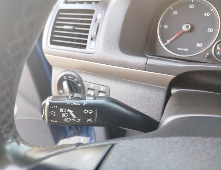 Volkswagen Touran 19