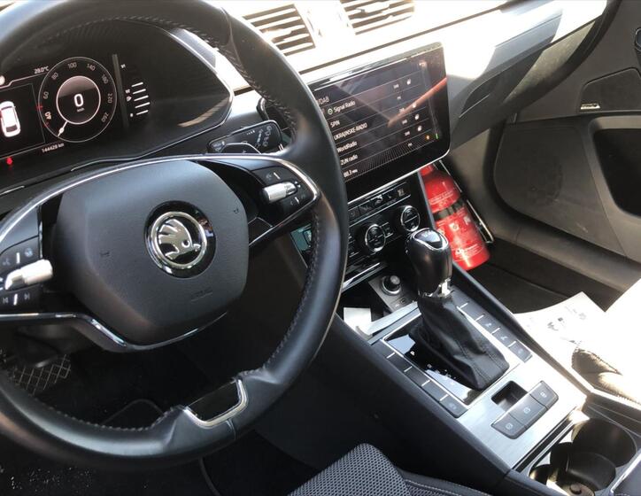Škoda Superb 2
