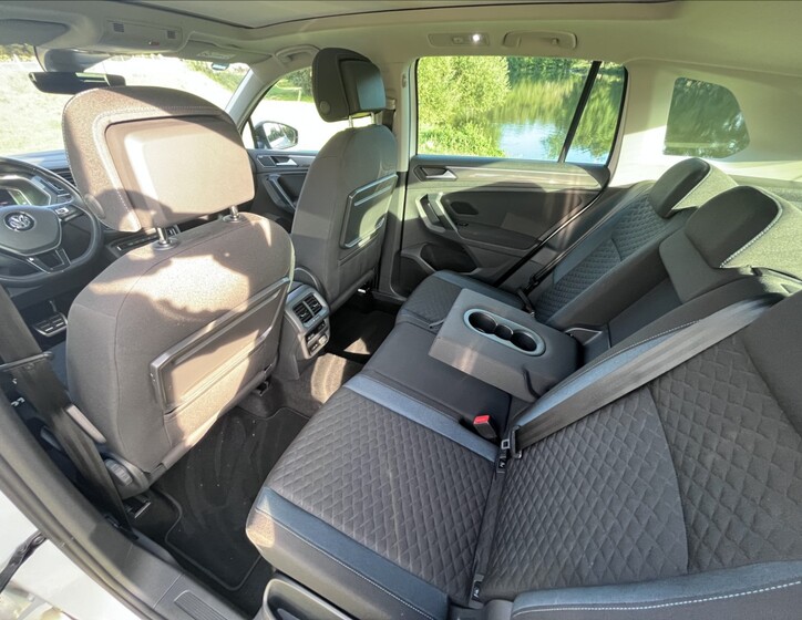 Volkswagen Tiguan 7