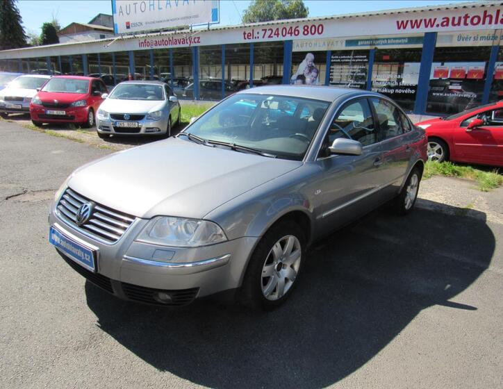 Volkswagen Passat 1