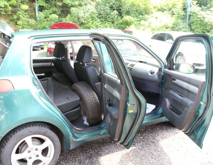 Suzuki Swift 14