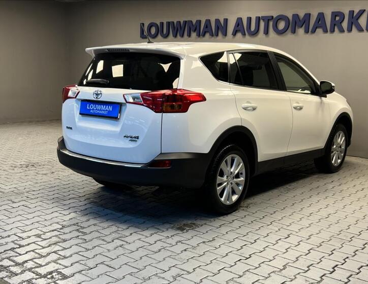Toyota RAV4 2