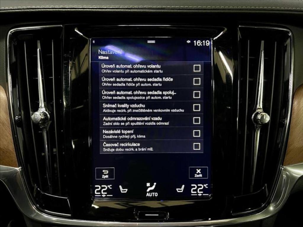 Volvo S90 22