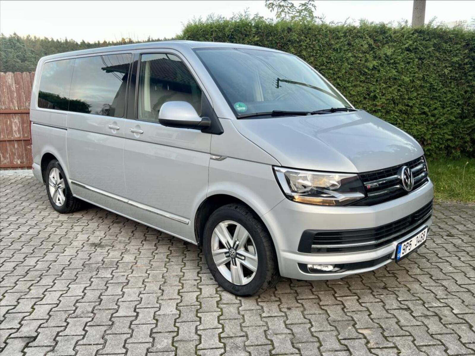 Volkswagen Multivan 7