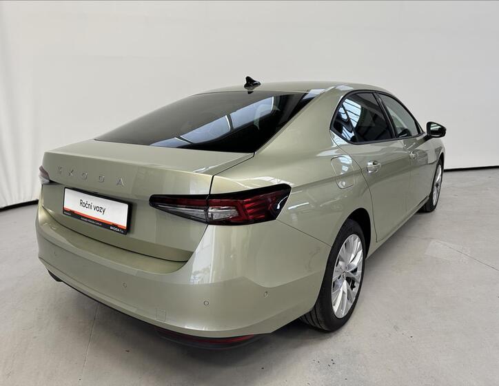 Škoda Superb 2