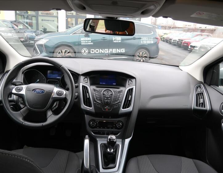 Ford Focus 16