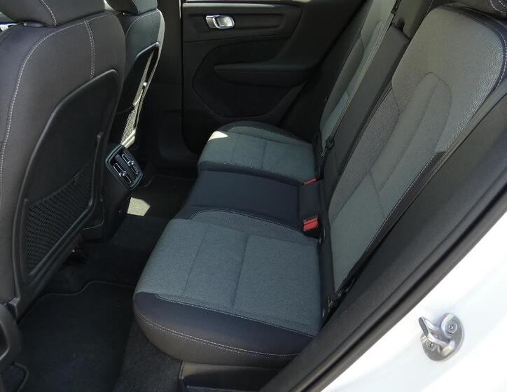 Volvo XC40 19