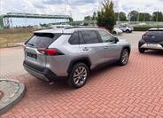 Toyota RAV4 5