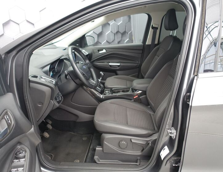 Ford Kuga 24