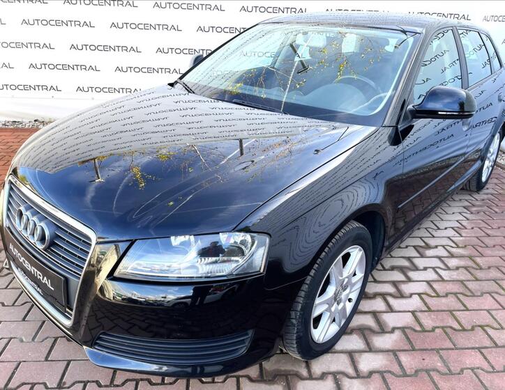 Audi A3 8