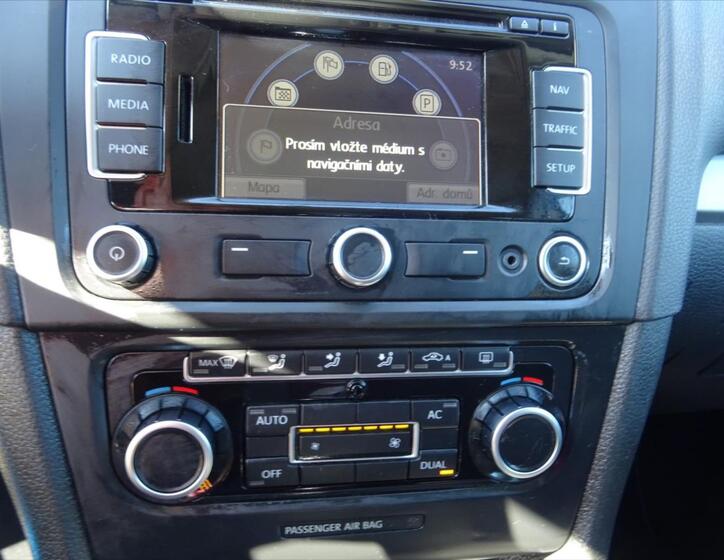 Volkswagen Golf 22
