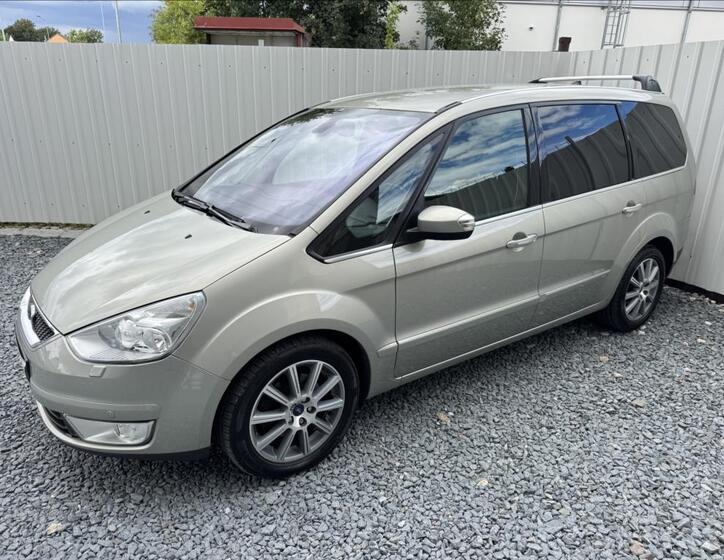 Ford Galaxy 5