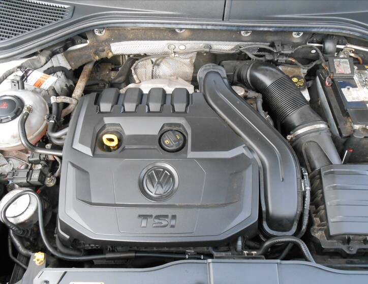 Volkswagen T-Roc 24