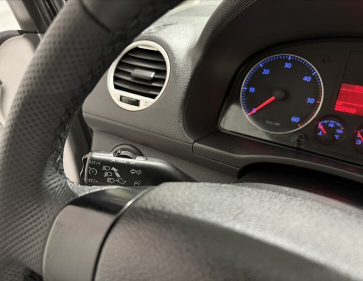 Volkswagen Caddy 10
