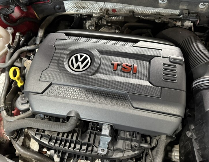 Volkswagen Golf 28