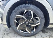 Hyundai IONIQ 36