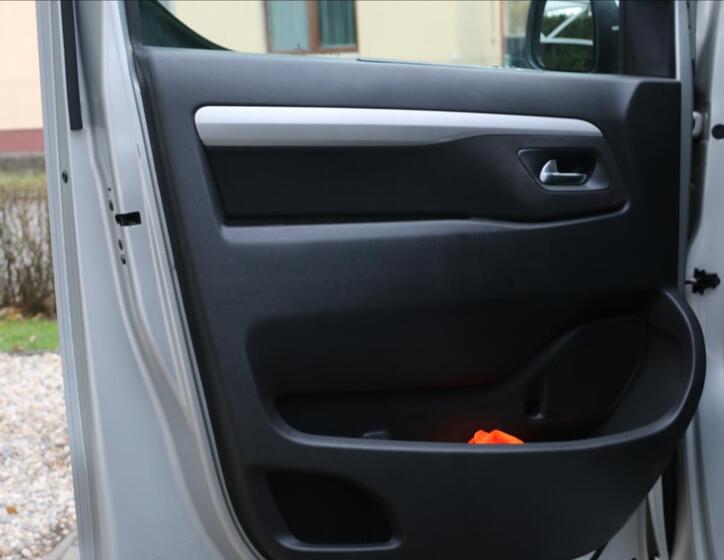 Toyota ProAce 13