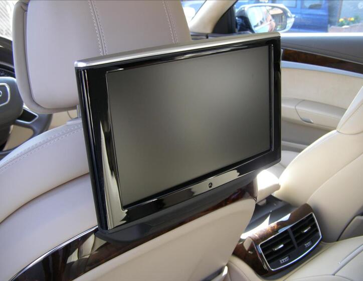 Audi A8 23