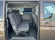 Volkswagen Caravelle 26