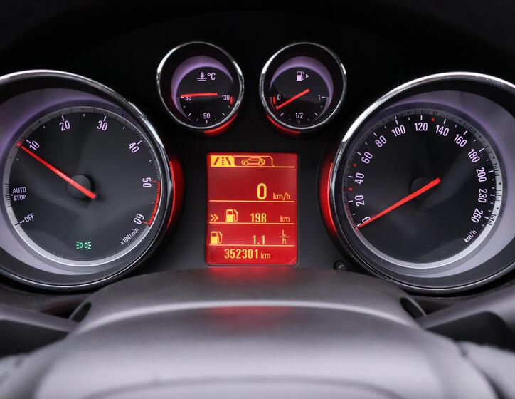 Opel Insignia 17