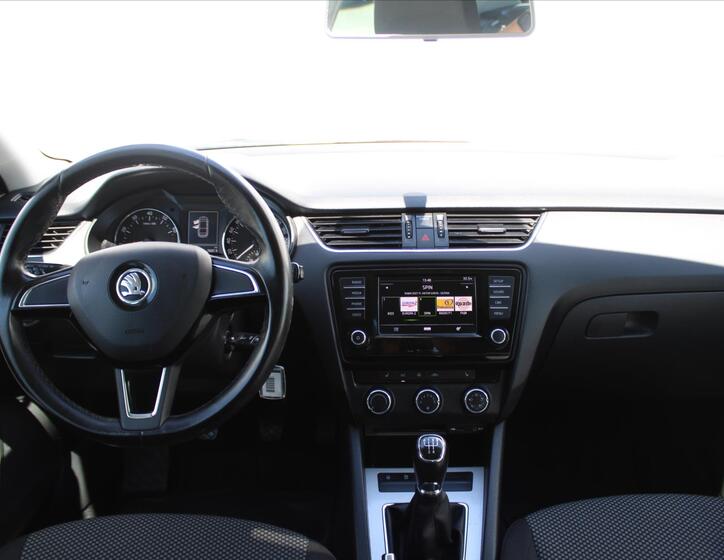 Škoda Octavia 13