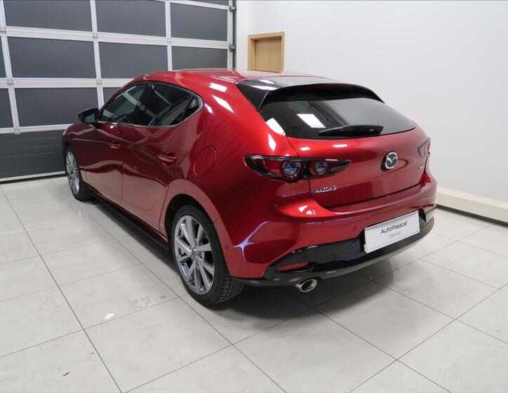 Mazda 3 6