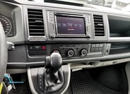 Volkswagen Transporter 9