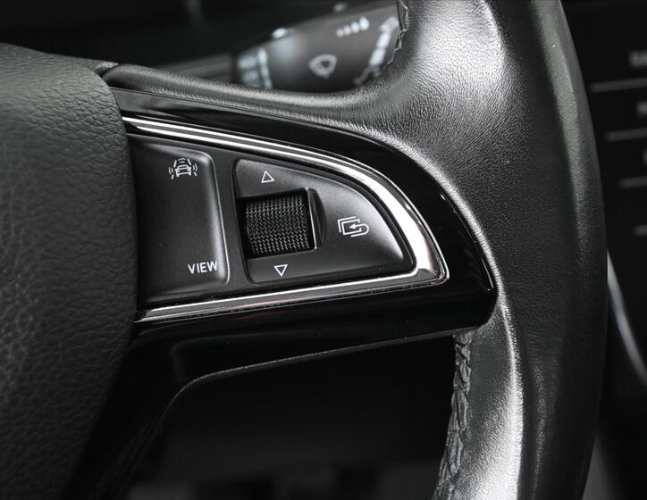 Škoda Superb 18