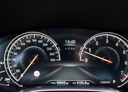 BMW Řada 7 37