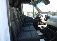 Mercedes-Benz Sprinter 13