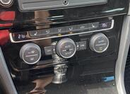 Volkswagen Golf 20
