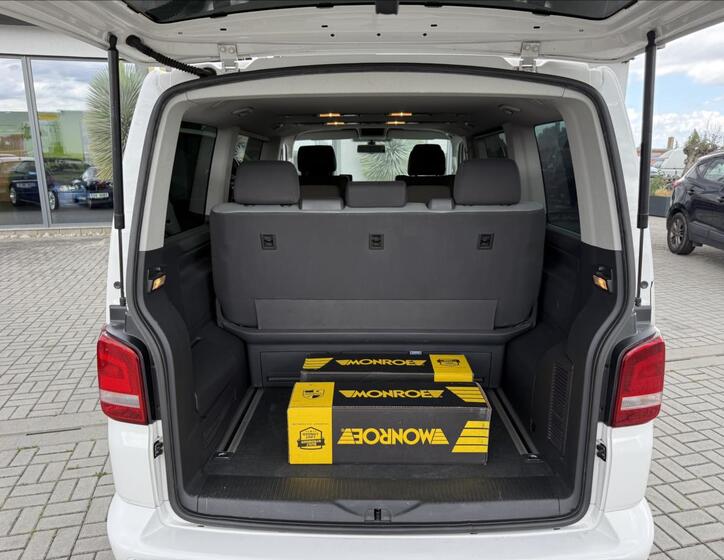 Volkswagen Multivan 23