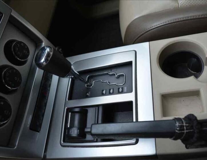 Jeep Cherokee 16