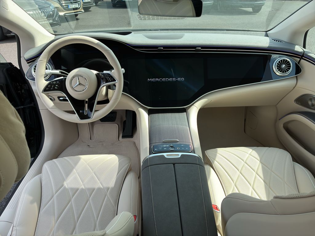 Mercedes-Benz EQS