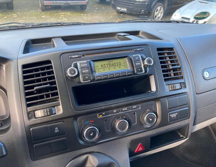 Volkswagen Caravelle 16