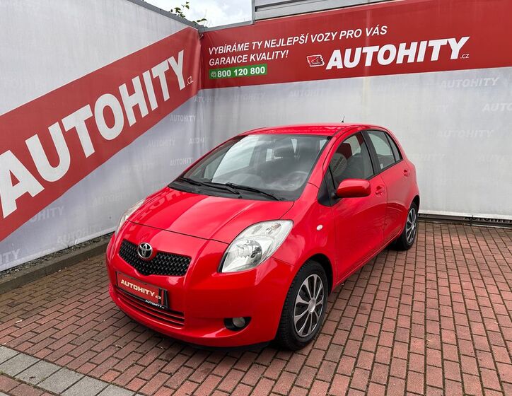 Toyota Yaris 1