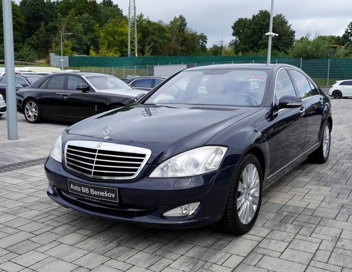 Mercedes-Benz Třídy S 2