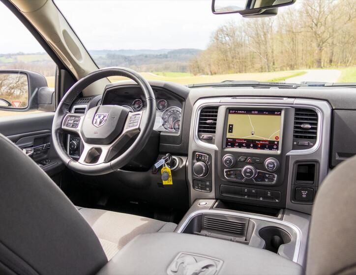 Dodge RAM 33