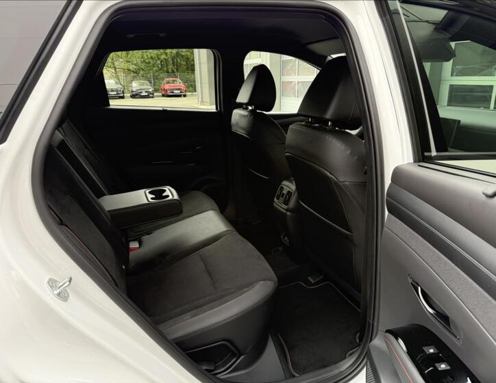 Hyundai Tucson 13