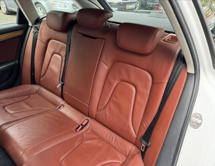 Audi A4 23
