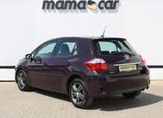 Toyota Auris 5