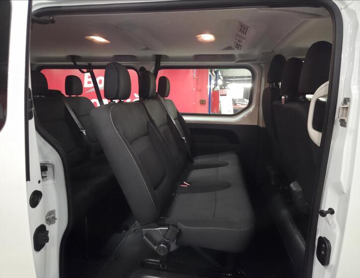 Renault Trafic 14