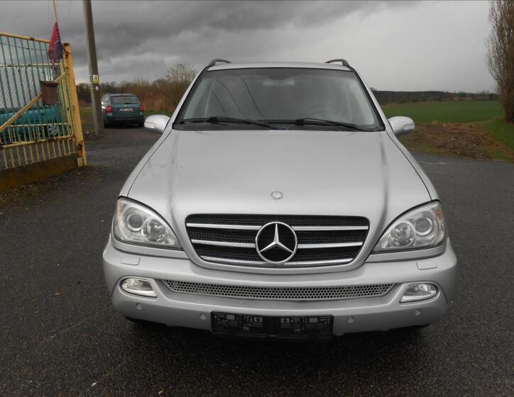 Mercedes-Benz Třídy M 2