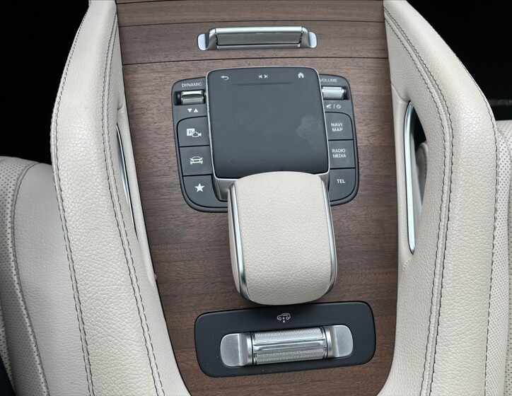 Mercedes-Benz GLS 12