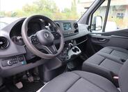 Mercedes-Benz Sprinter 9