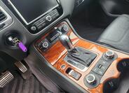 Volkswagen Touareg 15