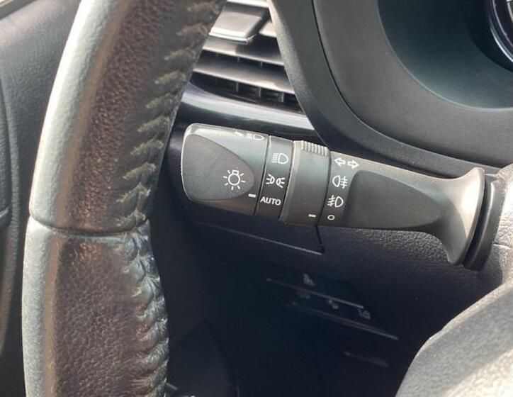 Toyota Hilux 19