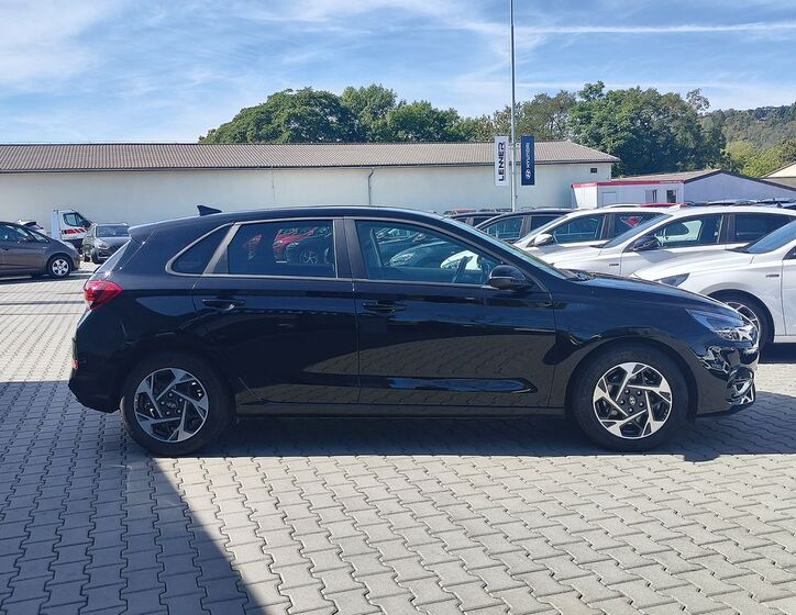 Hyundai i30 4